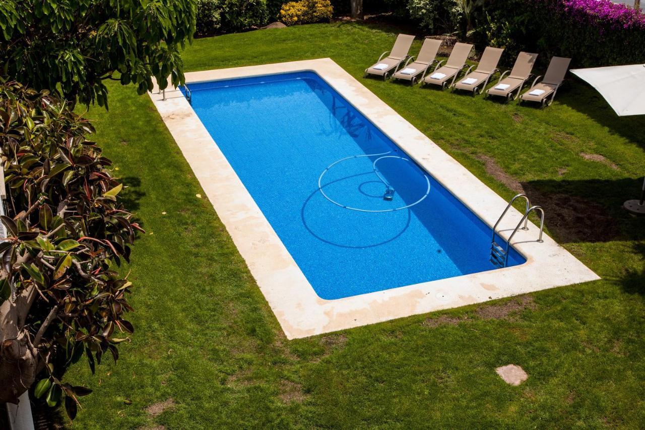 Villa Sitges Tupinetti Beach At 1 Min Walk Amaizing Garden And View Center Sitges 5 Minutes Walk Екстер'єр фото